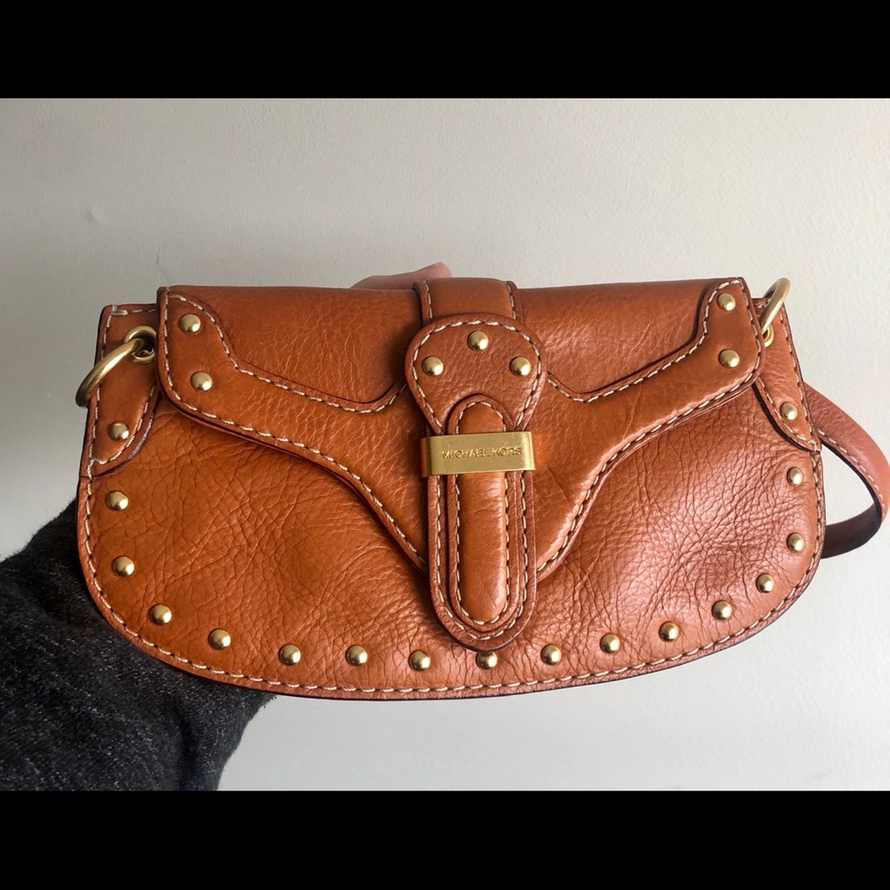 Michael Kors Saddle Bag